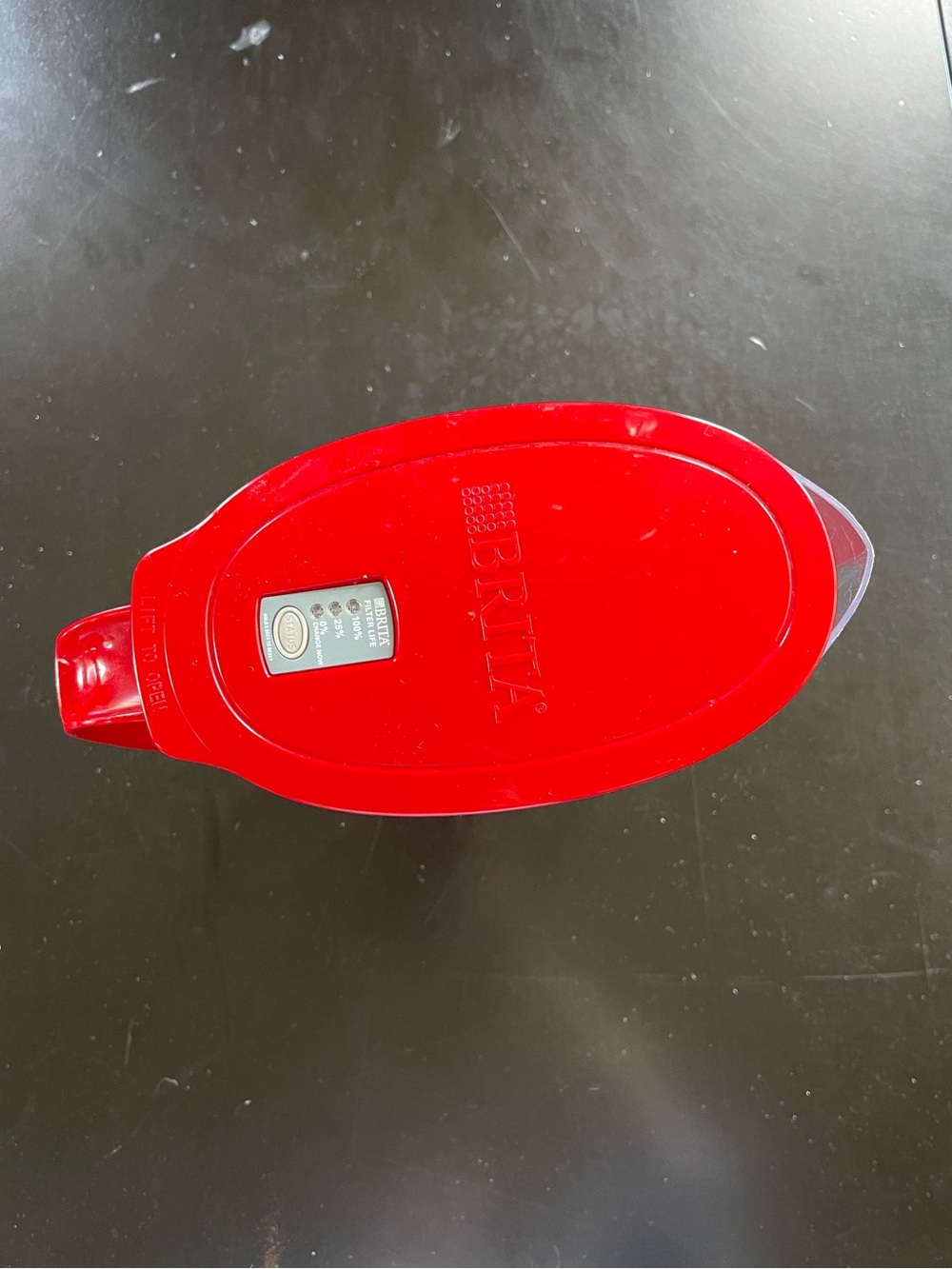 Brita Water Pitcher - Picture 4 of 4